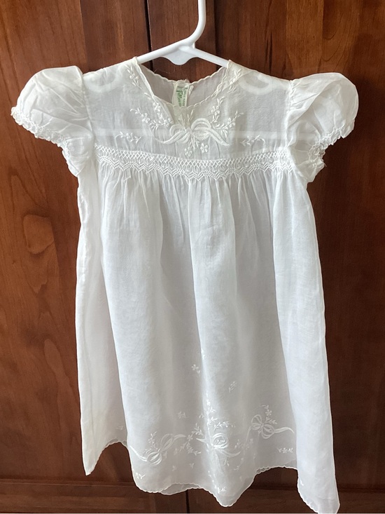 Feltman Bros Other - Vtg. Hand made infant gown from the Heritage brand HIGHLY COLLECTIBLE